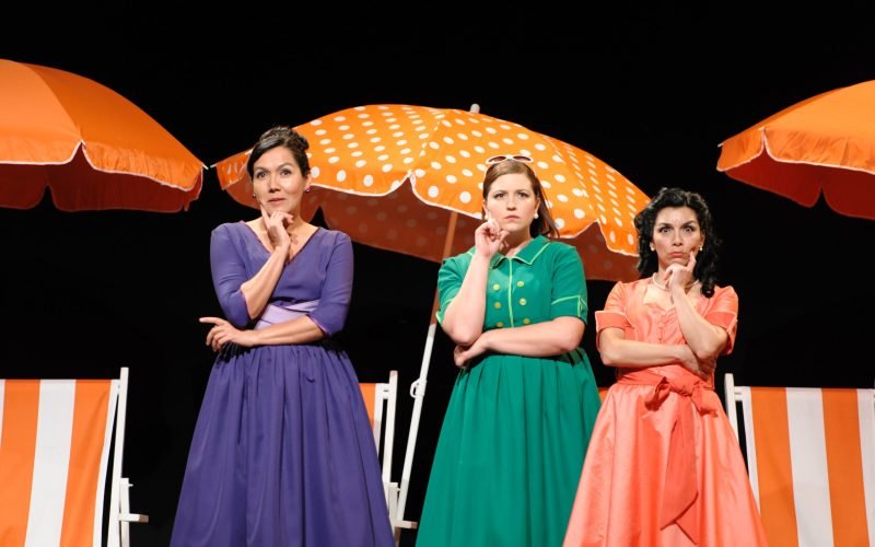 La traición en la amistad 2012